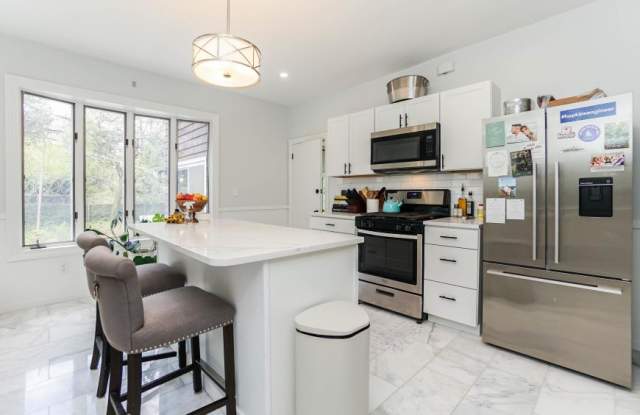 51 Main St. photos photos