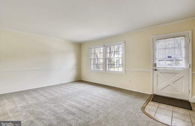 1752 WHITFIELD COURT Gallery 2