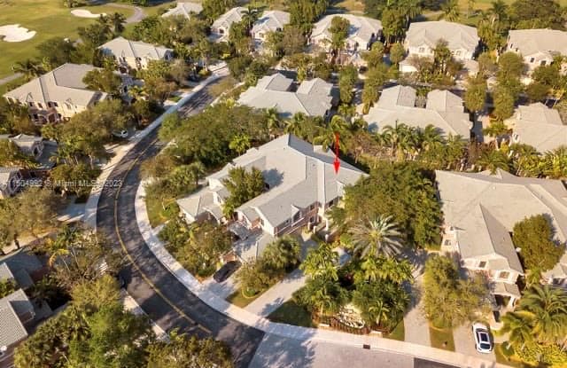 2602 Center Ct Dr - 2602 Center Court Drive, Weston, FL 33332