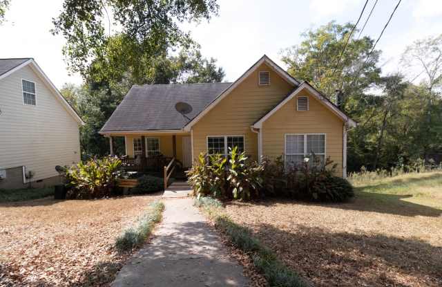 162 HERRING STREET | 5 BED, 3 BATH Gallery 1