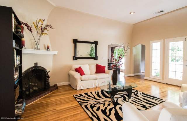 4532 Alta Canyada Road Gallery 4