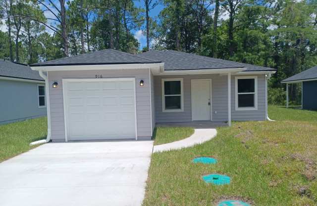 Newer built 3 Br 2 Ba rental home in Historic St Augustine photos photos