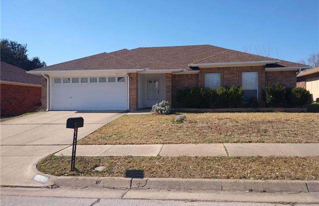 7933 Sunrise Drive - 7933 Sunrise Drive, Watauga, TX 76148