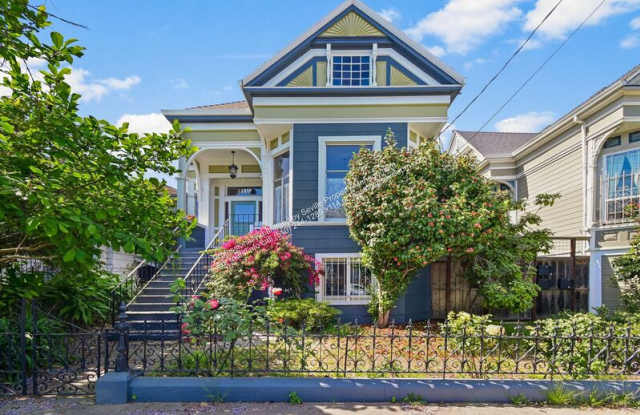 1119 Center St photos photos