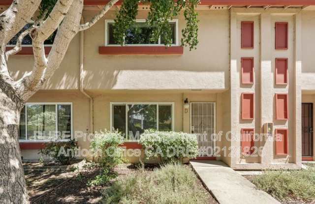 1894 Lynwood Dr photos photos