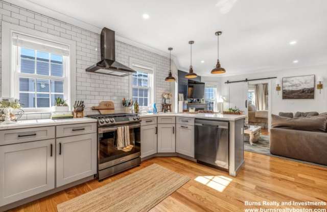 644 Adams St. photos photos
