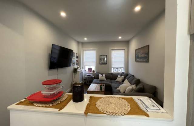 19 Queensberry St. - 19 Queensberry Street, Boston, MA 02215