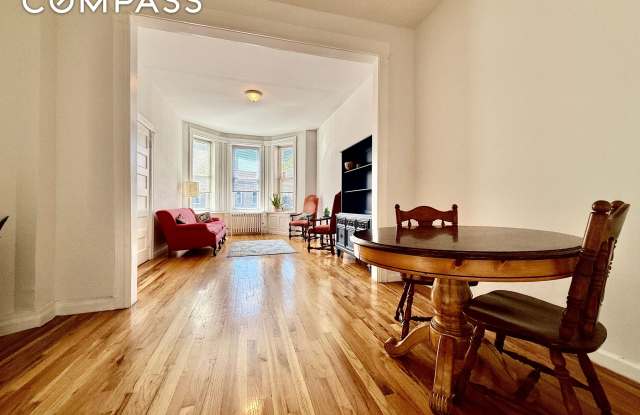 149 East 35th Street photos photos