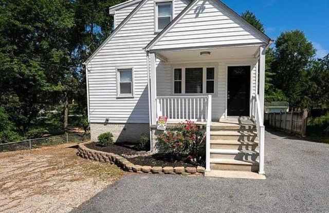 9929 HARFORD Road Gallery 3