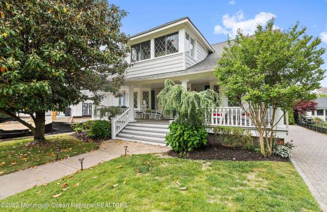 113 Beacon Boulevard photos photos