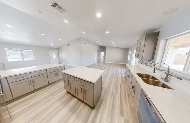 Newer Build Home Available NOW! 14565 Cabazon Str Cabazon CA Gallery 4