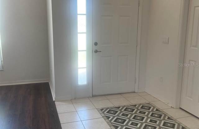 3941 ROSWELL Place Gallery 3
