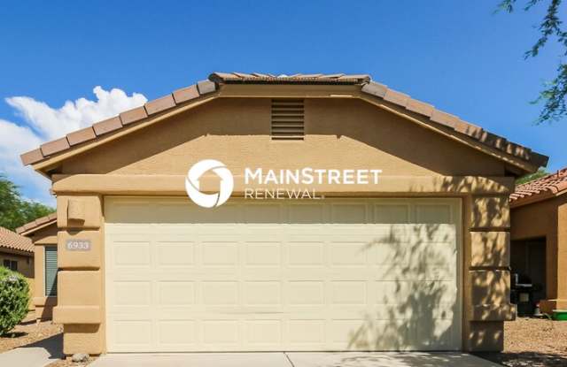 6933 South Creek Run Avenue - 6933 South Creek Run Avenue, Pima County, AZ 85756