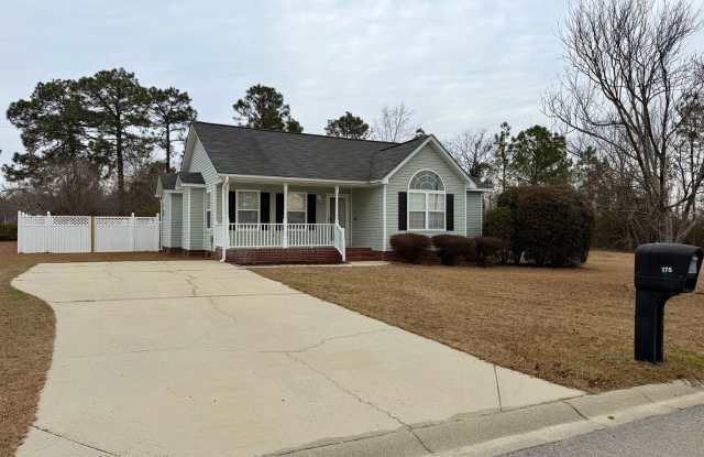 Beautiful 3BR 2BA Home w/ Fenced Backyard • At the end of Cul-De-Sac • Driveway Parking in Gaston - 175 Sandy Creek Court, Pine Ridge, SC 29172