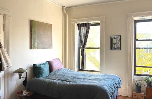 153 Underhill Ave # 1 Gallery 3