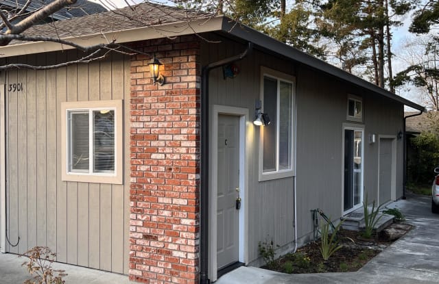 3901 Glenwood Ave C photos photos