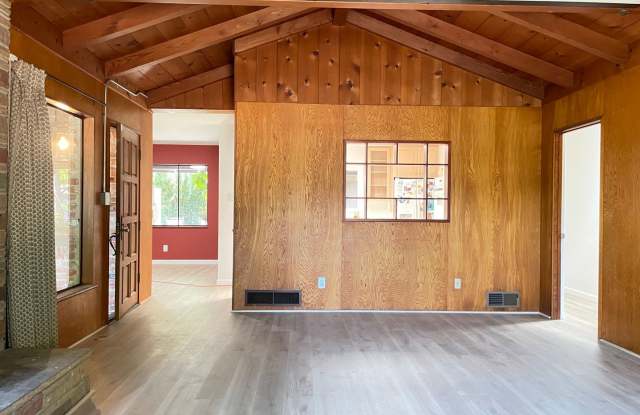 Palo Alto Midtown Updated 4BR Home w/ Spacious Yard photos photos