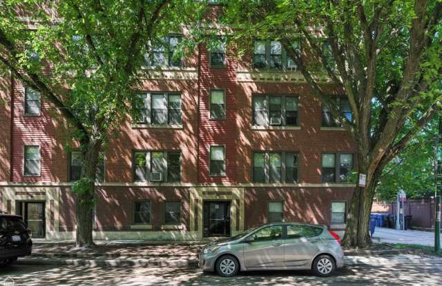 1520 W Belle Plaine Avenue photos photos