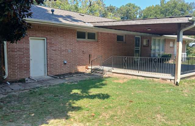 1070 Rushmeade Gallery 4