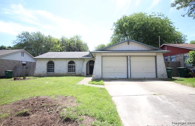 7622 PIPERS CREEK ST - 7622 Pipers Creek Street, San Antonio, TX 78251