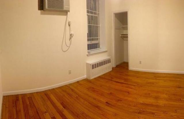 35 West 65th St. - 35 West 65th Street, New York City, NY 10023