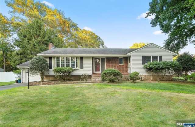 39 Deberg Drive photos photos
