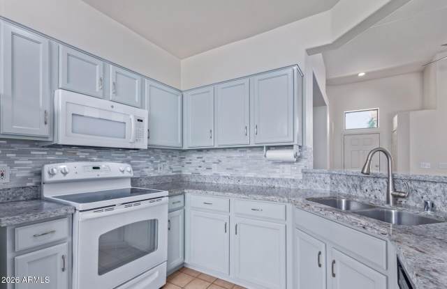 14307 W LEXINGTON Avenue Gallery 2