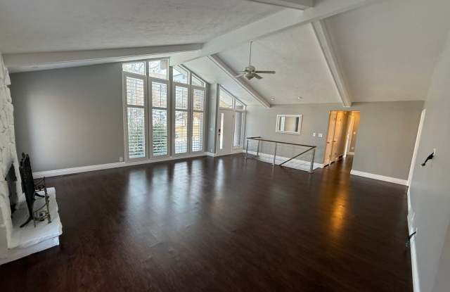 Remodeled 5 bedroom home near Bountiful ridge golf course photos photos