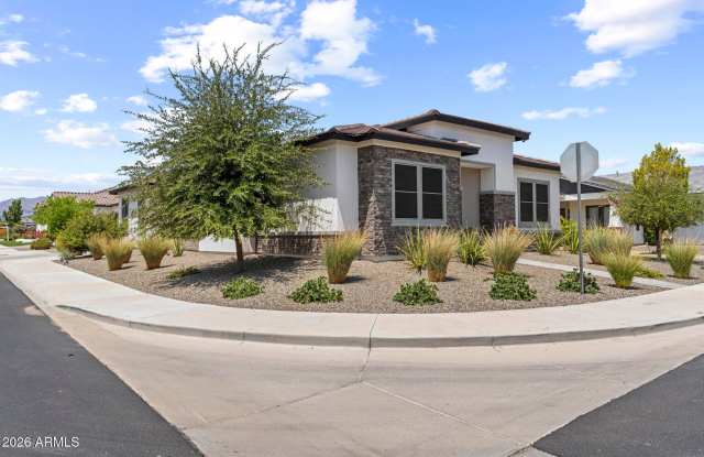 Beautiful Sterling Grove Rental with Owned Solar, Golf Course Views & Resort-Style Amenities! Gallery 3