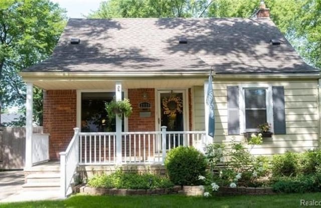 2939 N VERMONT Avenue - 2939 North Vermont Avenue, Royal Oak, MI 48073