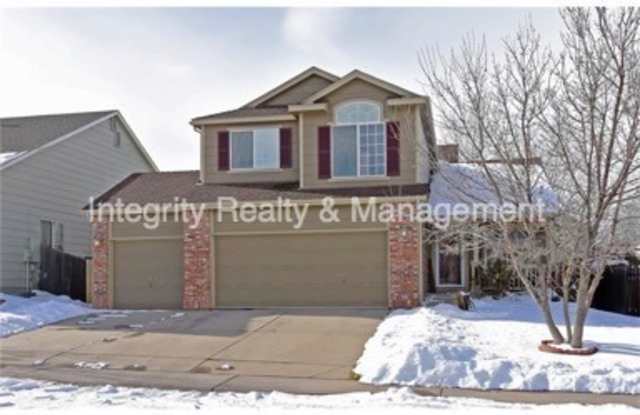 4 Bed/2.5 Bath, 1928 Sqft - 305 Dunhill St photos photos