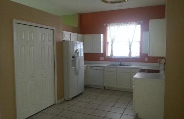 3455 Foxcroft Circle Gallery 4