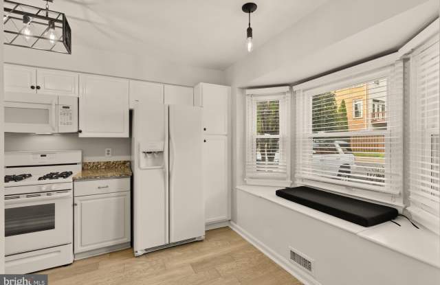 7553 CHRISLAND Cove Gallery 4