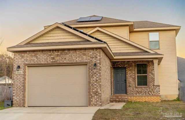 Convenient to I-10, shopping  Navy Federal complex! photos photos