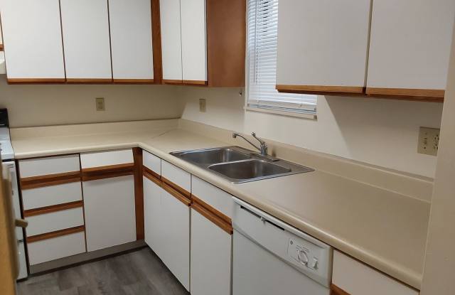 2 BR Stacey Crossing photos photos