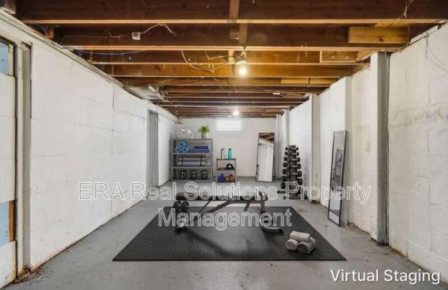 2231 Parkwood Av Gallery 3