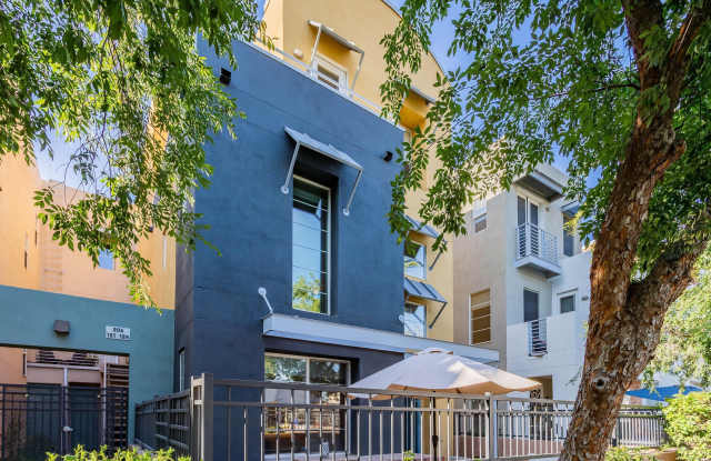 706 E WASHINGTON Street unit: 124 photos photos 706 E WASHINGTON Street unit: 124 photos photos