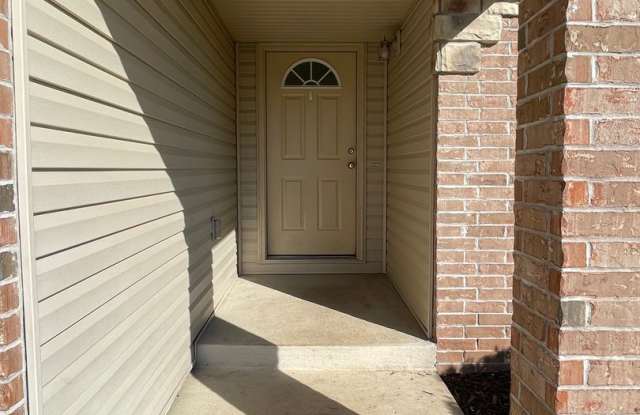 3 bed/2 bath, 1322 sqft home! 217 W Eagle Ln in Willard MO. Gallery 4