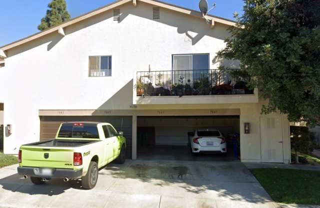 Stunning 3-Bedroom 1.5 bath home located in convenient UTC area! photos photos
