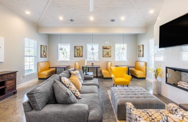 Country Club Cottages Gallery 4