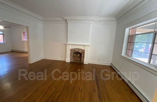 268 Georgia St Gallery 2
