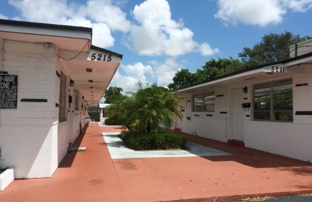 5217 Hollywood Blvd. 6A - 5217 Hollywood Blvd, Hollywood, FL 33021