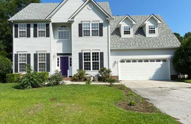 Beautiful 4 Bedroom Home In Hunter's Creek photos photos