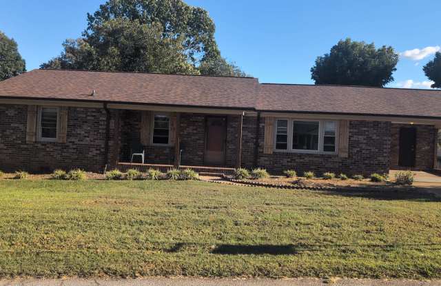 201 Acorn Dr Gallery 1