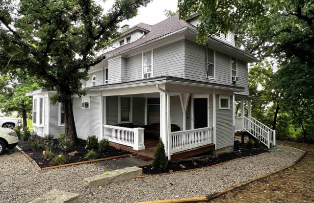 1100 Louisiana - 1100 Louisiana Street, Lawrence, KS 66044
