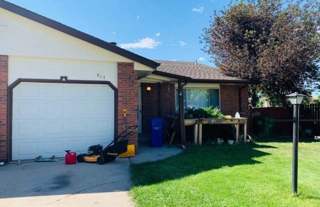 917 Red Fir Place photos photos