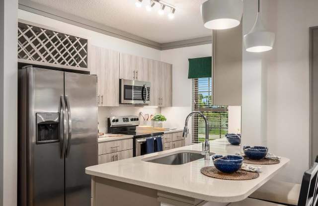 Botanic Waterside Apartments at Lakewood Ranch Gallery 3