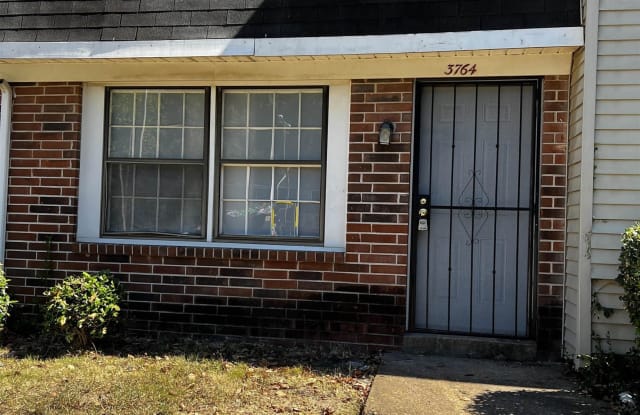 3764 CAMBRIDGE STATION - 3764 Cambridge Station Dr, Memphis, TN 38115