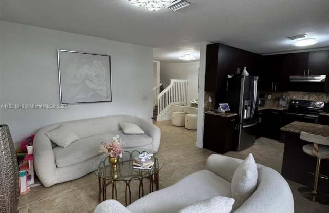 21455 SW 112th Ave photos photos