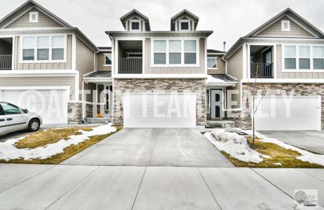 1632 N Apache Rd photos photos